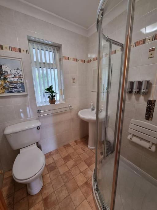 Charming Coastal Bungalow Cayton Luaran gambar